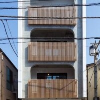 西山ガーデンハウス